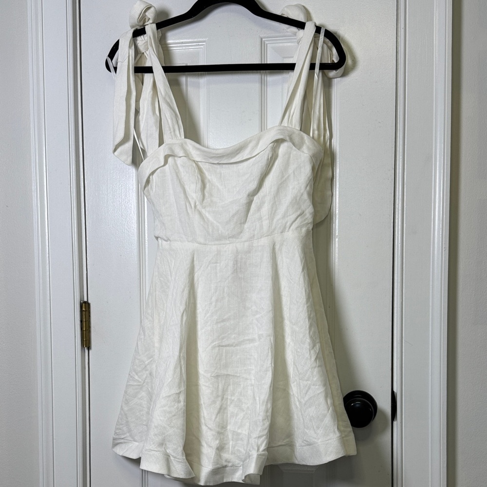 Selfie Leslie White Bow Strap Fit & Flare Dress S NWT - Picture 7 of 12